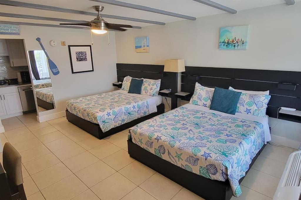 River Delight,Studio109, Beach & Pool Steps Away + Wifi 拉斯金 外观 照片