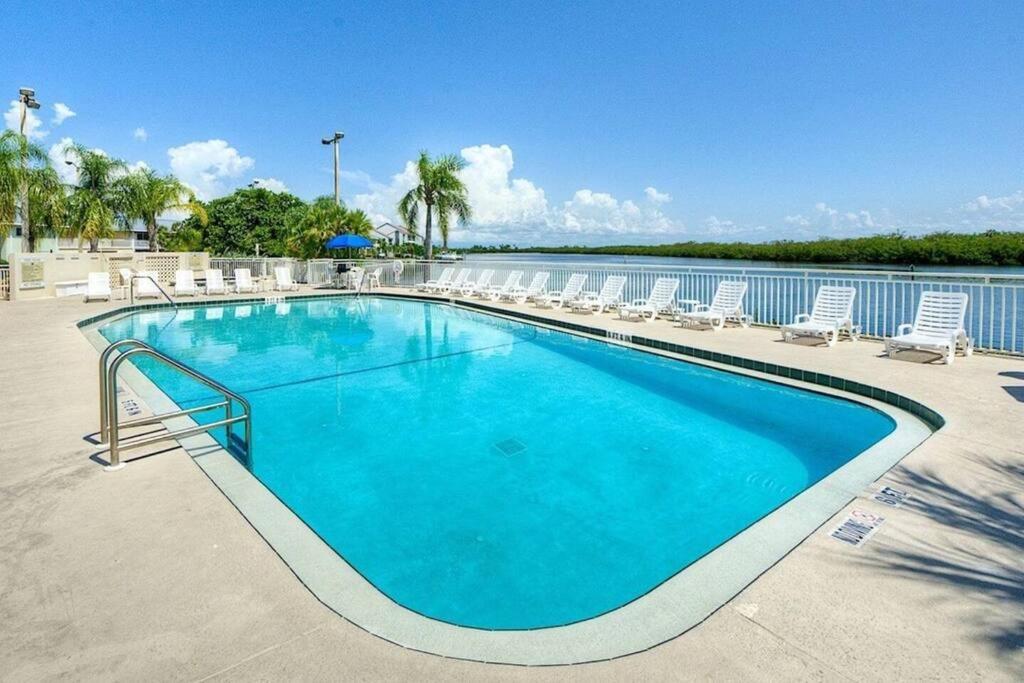 River Delight,Studio109, Beach & Pool Steps Away + Wifi 拉斯金 外观 照片
